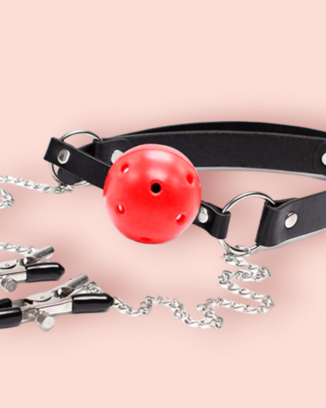 Mordaza Ball Gag con Pezonera Negro