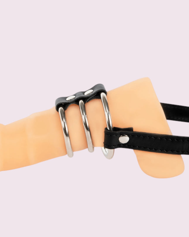 Anillo de Metal Maestro con correa