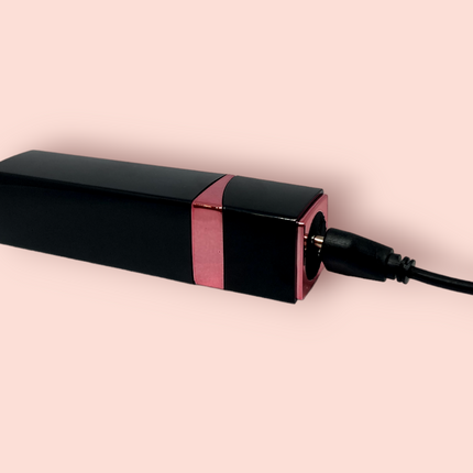 Labial Vibrador Recargable Negro Lilo