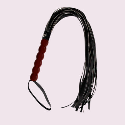 Latigo Flogger Red