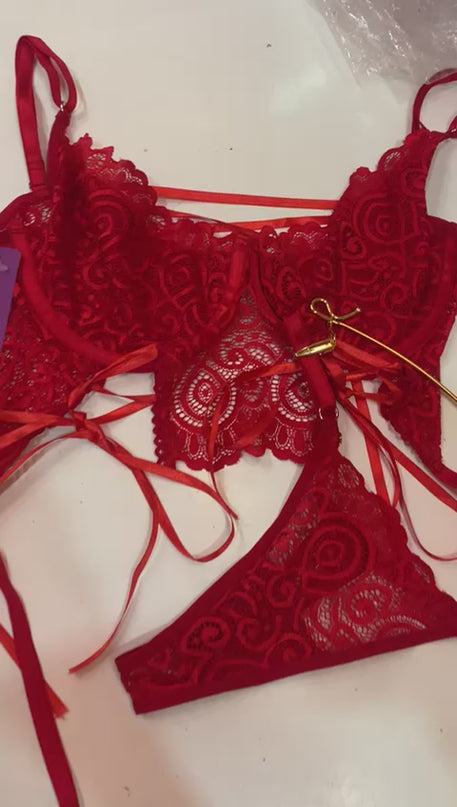 Conjunto Corse Con Cintas Rojo Ref.164